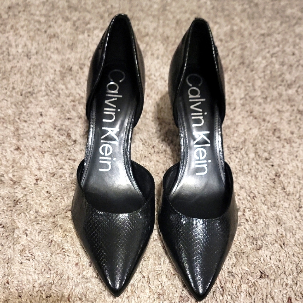 Calvin Klein Black Reptile Skin 3 Inch Heels. Like New. Pointed Toe